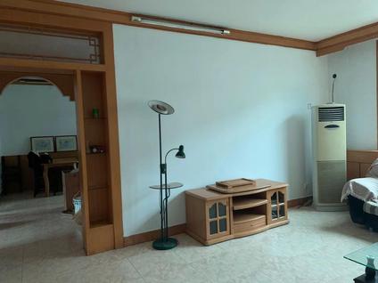 临渭临渭整租 兴达小区3室2厅/116平/中楼层