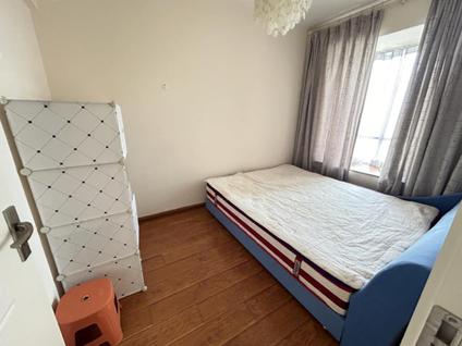 官渡新亚洲体育城整租 新亚洲体育城(五环锋尚)3室2厅/142平/高楼层