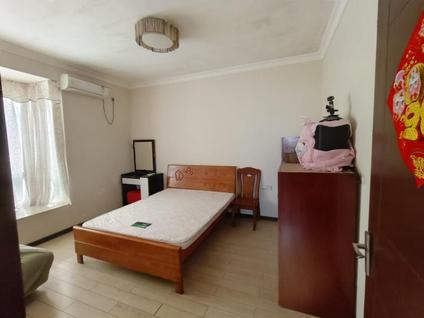 柳南柳南整租 在水一方3室2厅/134平/中楼层