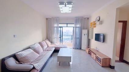 青秀琅西整租 时代康苑3室2厅/114平/中楼层