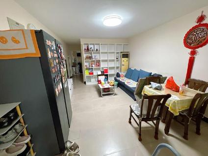 朝阳华威桥整租 美景东方2室2厅/105平/低楼层