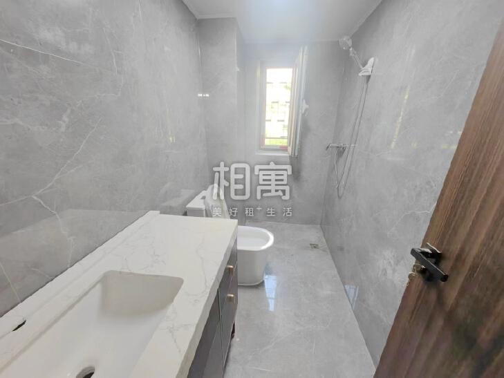 合租·龙锦苑(东三区)