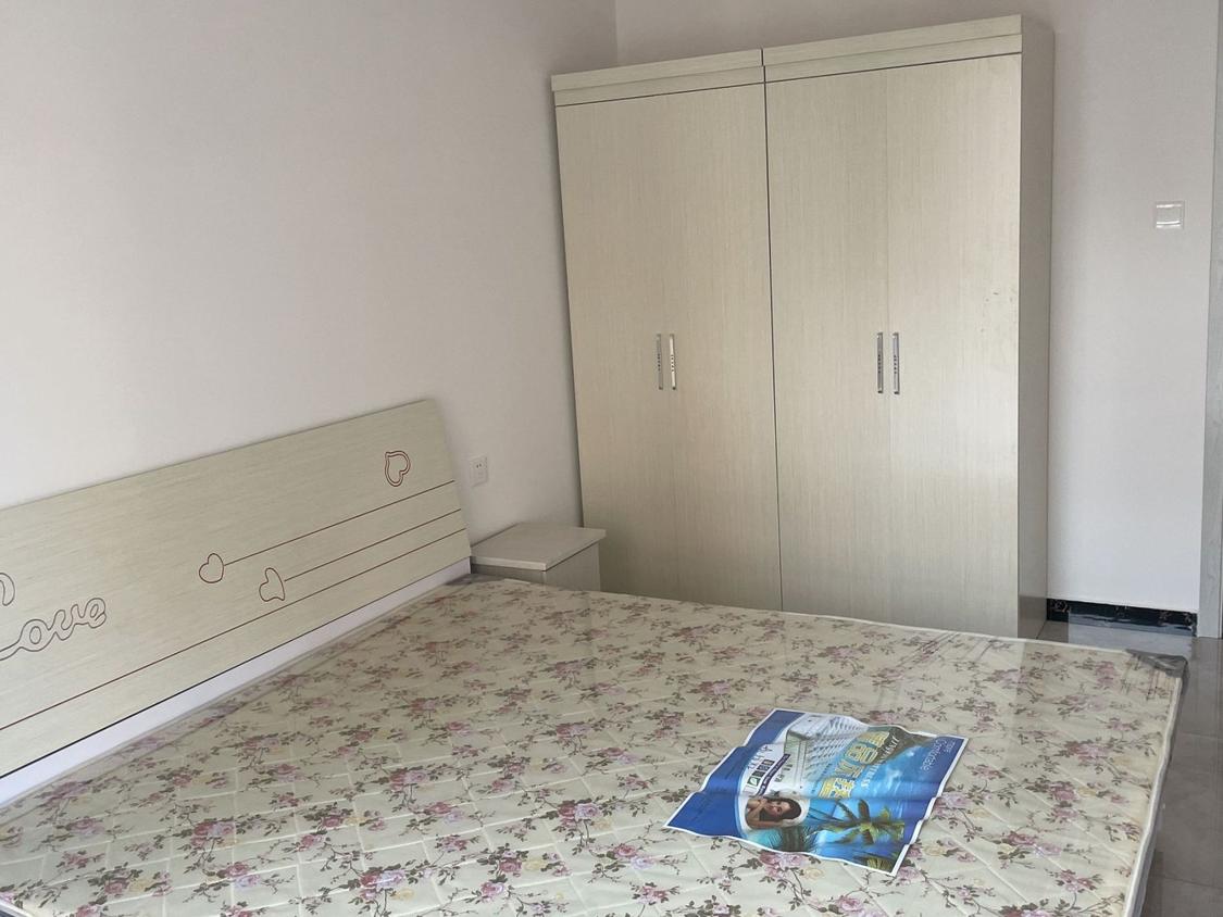 整租·泰华丽景蓝湾