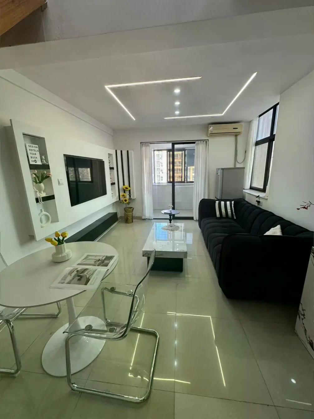 合租·横岗塘坑村