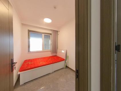 秦都秦都区整租 龙湖彩虹郦城3室2厅/102平/中楼层