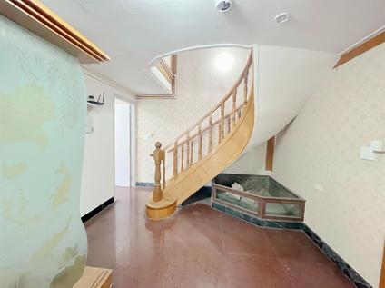 上城近江整租 华龙坊4室2厅/123平/高楼层