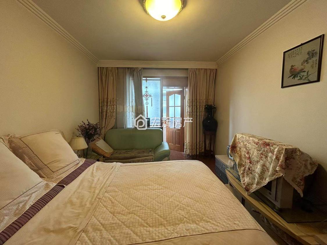 整租·省贸易经济合作厅家属院