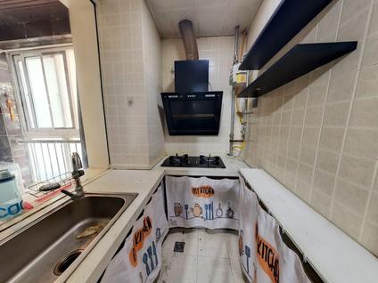 雁塔大寨路整租 中华世纪城1室0厅/40平/中楼层