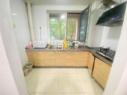 石景山古城合租 中海金石公馆4室1厅/25平/低楼层