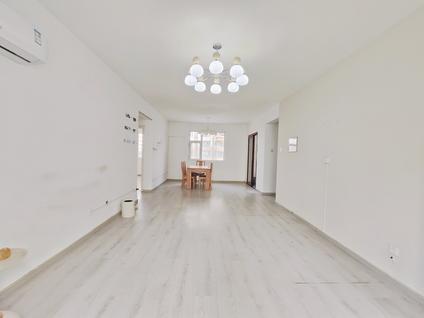 北辰双街整租 柴楼新庄园金园2室2厅/111平/低楼层
