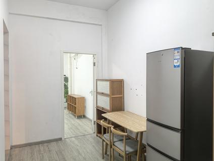 鄞州长丰整租 飞虹新村2室1厅/58平/低楼层