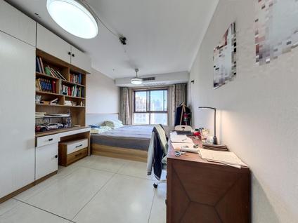 雁塔雁翔路整租 和众曲江城阅2室2厅/91平/高楼层