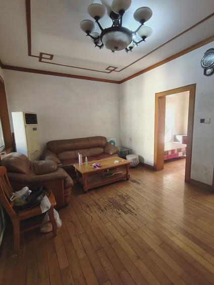 石峰天桥街整租 株化生活区1区2室2厅/65平/中楼层