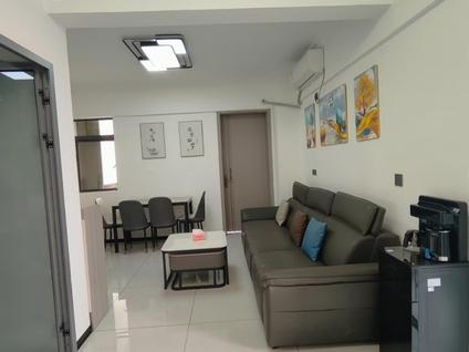 临桂临桂新区整租 宝盈大厦1室1厅/50平/中楼层