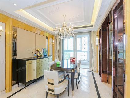 徐汇徐汇滨江整租 百汇园(二期)3室2厅/184平/低楼层