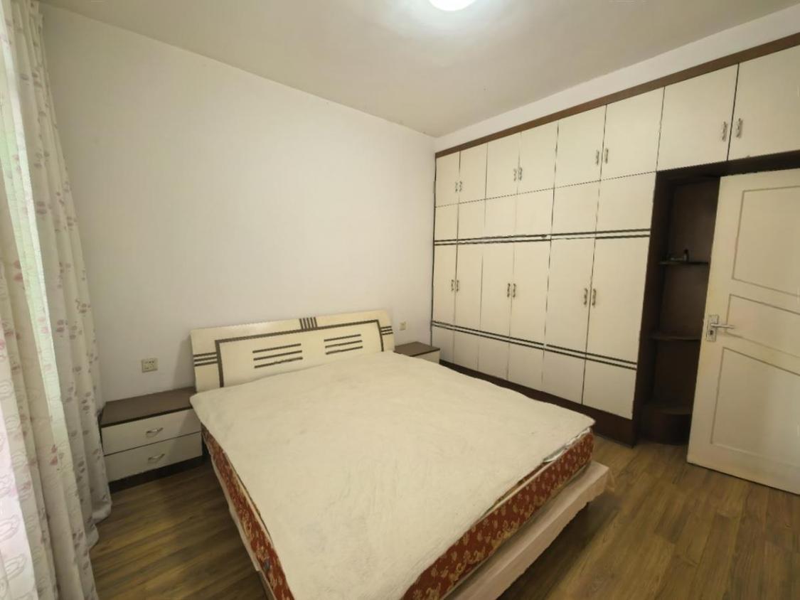 整租·滨河花园