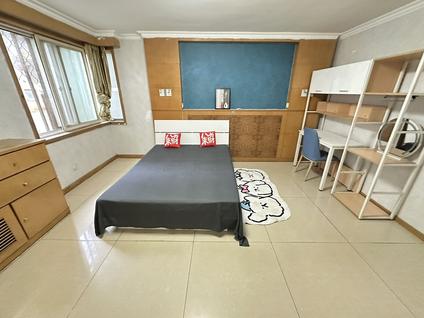 朝阳亚运村合租 慧忠里小区3室1厅/68平/低楼层