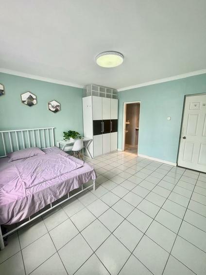 丰台科技园区合租 阳光四季社区3室1厅/130平/中楼层