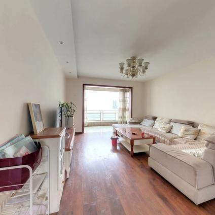 北京华龙人家3室1厅118平高楼层/共7层