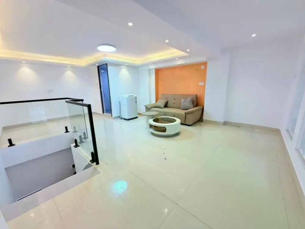 合租·洪湖大厦