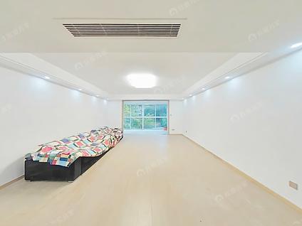 秦淮秦虹整租 雅居乐花园5室2厅/262平/低楼层