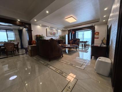 集美集美新城整租 园博一号(一期)5室2厅/233平/高楼层