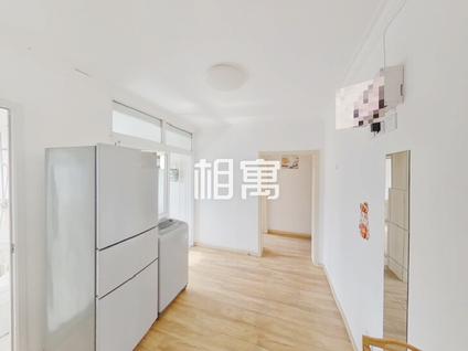 海淀二里庄整租 石油大院2室1厅/62平/高楼层