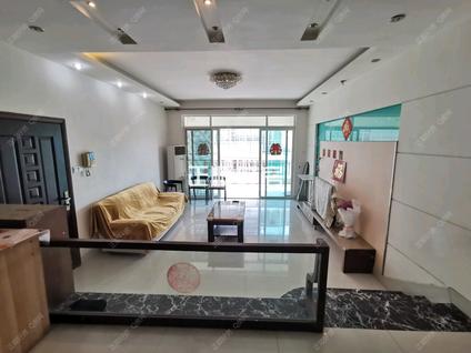 香洲凤凰北整租 华南名宇3室2厅/131平/低楼层