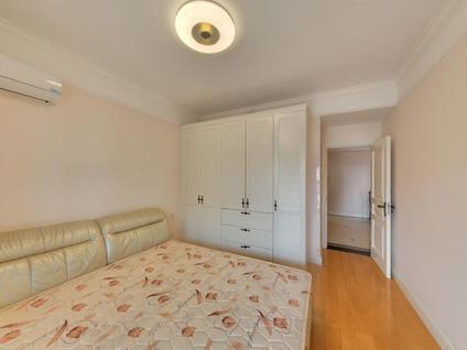 雁塔大唐芙蓉园整租 中海御湖2室2厅/97平/高楼层