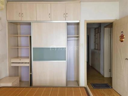 六合龙池街道整租 荣盛雨荷苑3室1厅/97平/中楼层