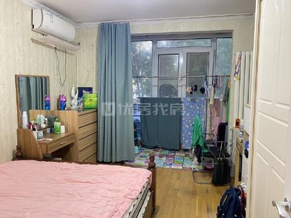 大兴旧宫合租 芳源里1室1厅/56平/中楼层