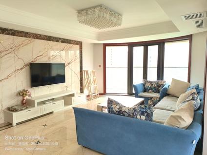 胶州新城区整租 绿城紫薇广场(春晓苑)4室2厅/169平/中楼层