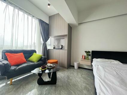 龙湖东海岸整租 嘉桦公馆1室1厅/40平/低楼层