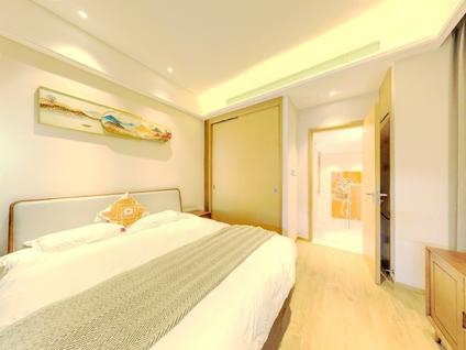 安吉安吉整租 悠隐南山4室2厅/179平/中楼层