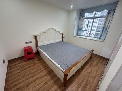 琼山国兴整租 德盛华庭1室1厅/43平/中楼层