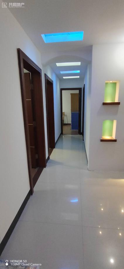 花都旧区整租 航都花园4室2厅/155平/低楼层