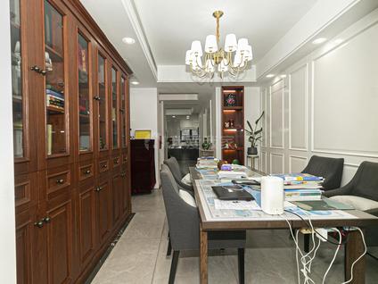 余杭闲林整租 绿城桃源小镇3室2厅/131平/中楼层