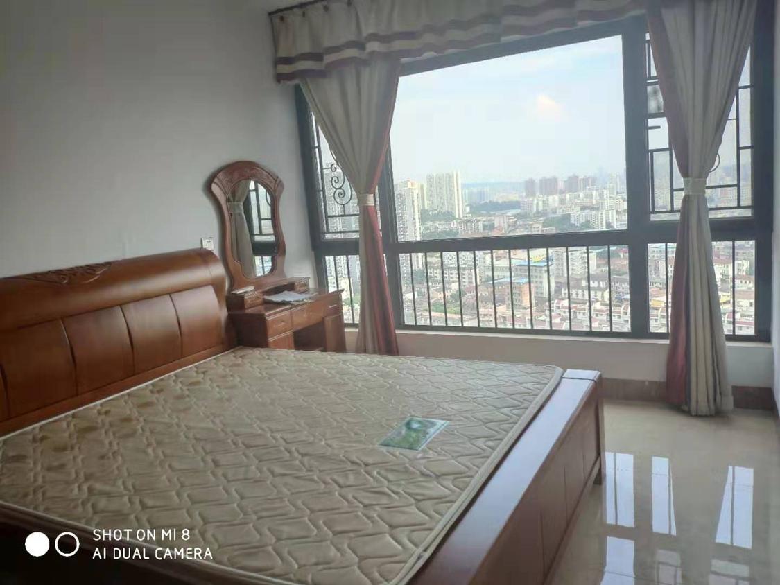 整租·荣和山水绿城(四期)