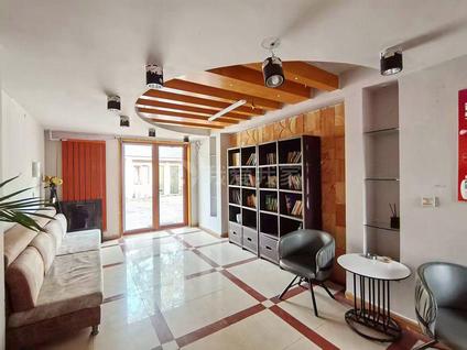 通州潞苑整租 运通花园7室2厅/375平/低楼层