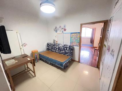 浦东杨思整租 杨南小区1室1厅/42平/高楼层