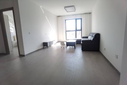 南岗泰山整租 华鸿金色纽约2室1厅/116平/中楼层