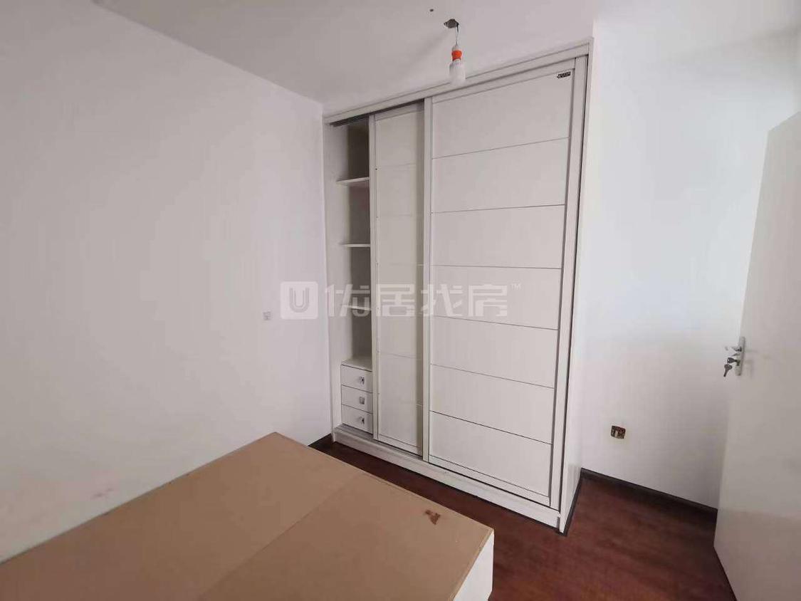 整租·洱海国际生态城