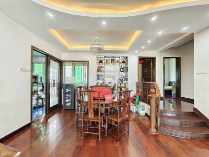 宝安新安整租 弘雅花园(三期雅豪轩)4室2厅/143平/高楼层