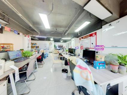 罗湖东门整租 水产大厦1室1厅/112平/高楼层