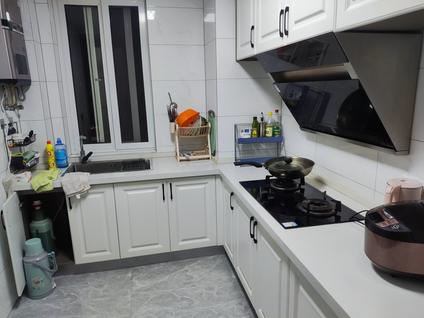 泉山南三环整租 华盛景园2室1厅/83平/低楼层