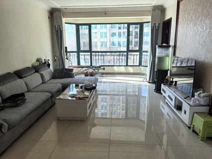 九原恒大整租 恒大华府3室2厅/145平/低楼层