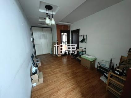 海淀定慧寺合租 水云居3室1厅/14平/中楼层