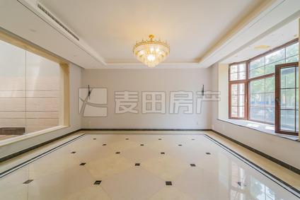 朝阳北苑整租 润泽庄园4室2厅/312平/低楼层