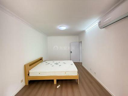 闵行春申整租 常兴家园2室1厅/59平/低楼层