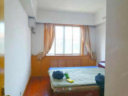 于洪陵西整租 新乐花园4室2厅/158平/顶层